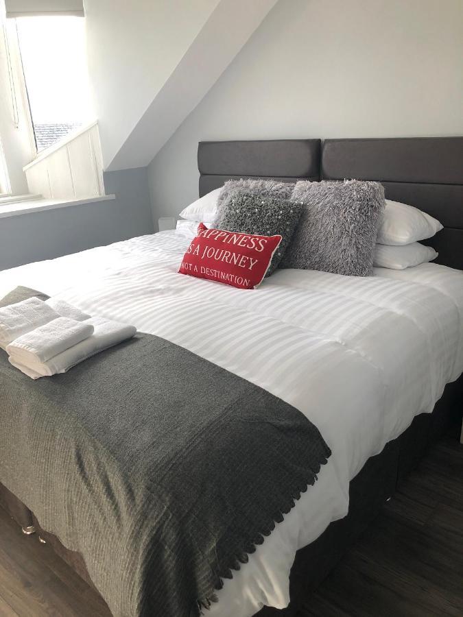 Reflections Luxury Modern Accommodation Saint Monance Екстер'єр фото