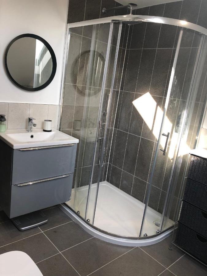 Reflections Luxury Modern Accommodation Saint Monance Екстер'єр фото