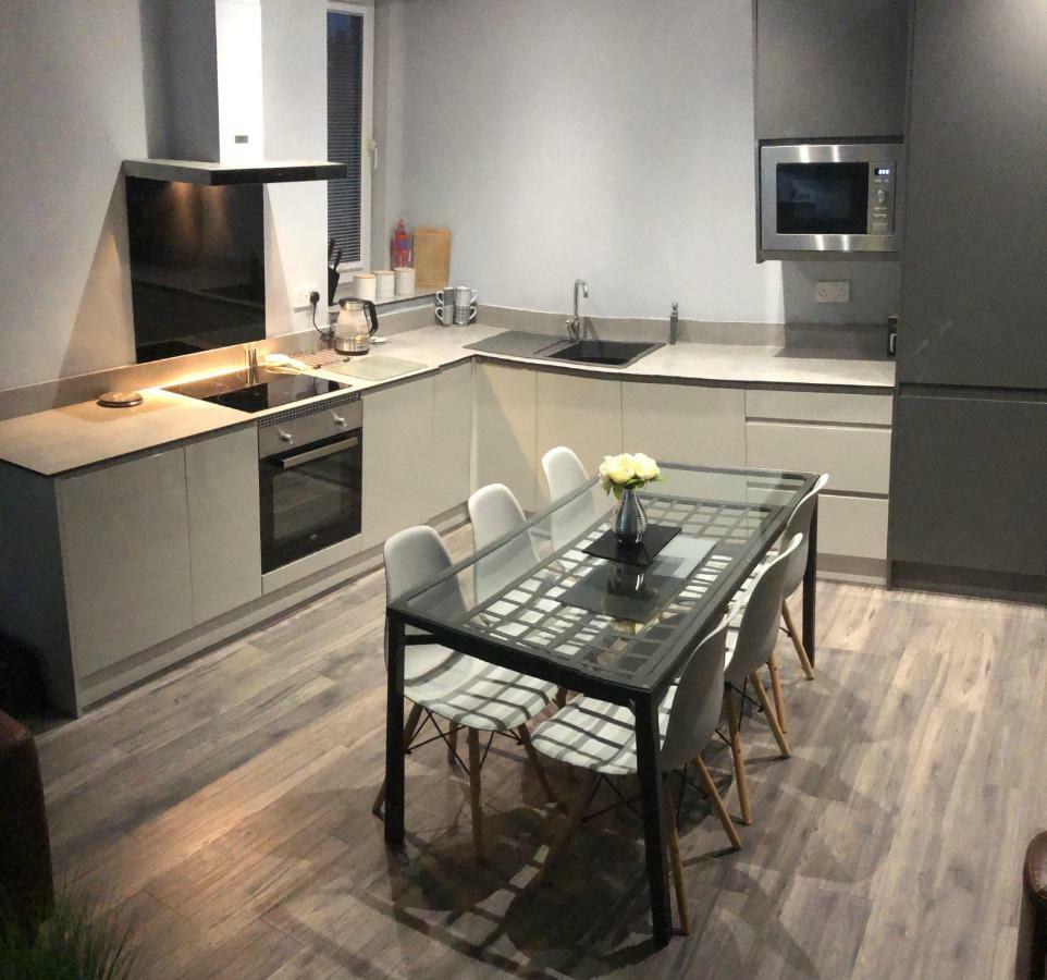 Reflections Luxury Modern Accommodation Saint Monance Екстер'єр фото